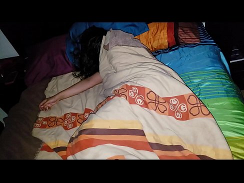 ❤️ Beau-fils réprimandant sa jeune belle-mère pendant qu'elle dort. ️❌ Salopes at us fr.sex-porntube.ru ❤